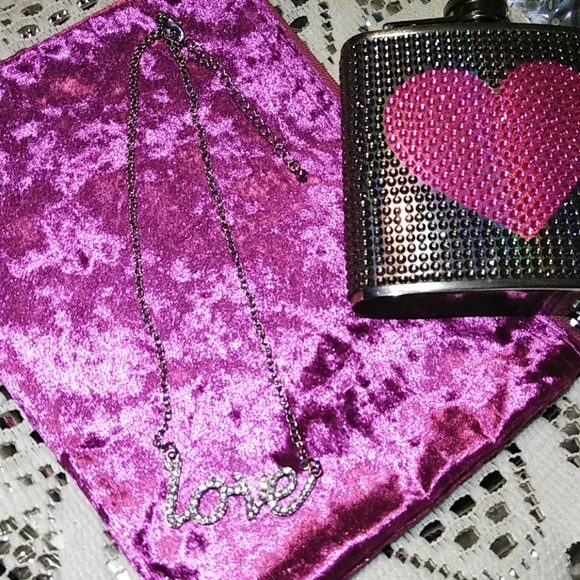 💖 NEW SILVER PLATED CZ💎ACCENT LOVE NECKLACE - Picture 2 of 3